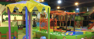 室外游樂場(chǎng)設(shè)備有哪些——無動(dòng)力樂園